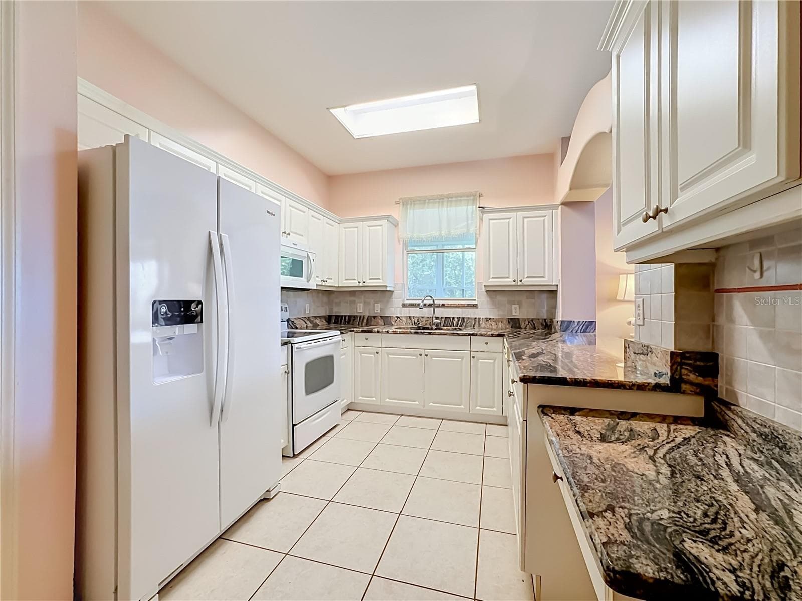 6108 LAUREL CREEK TRAIL — photo 16 of 44