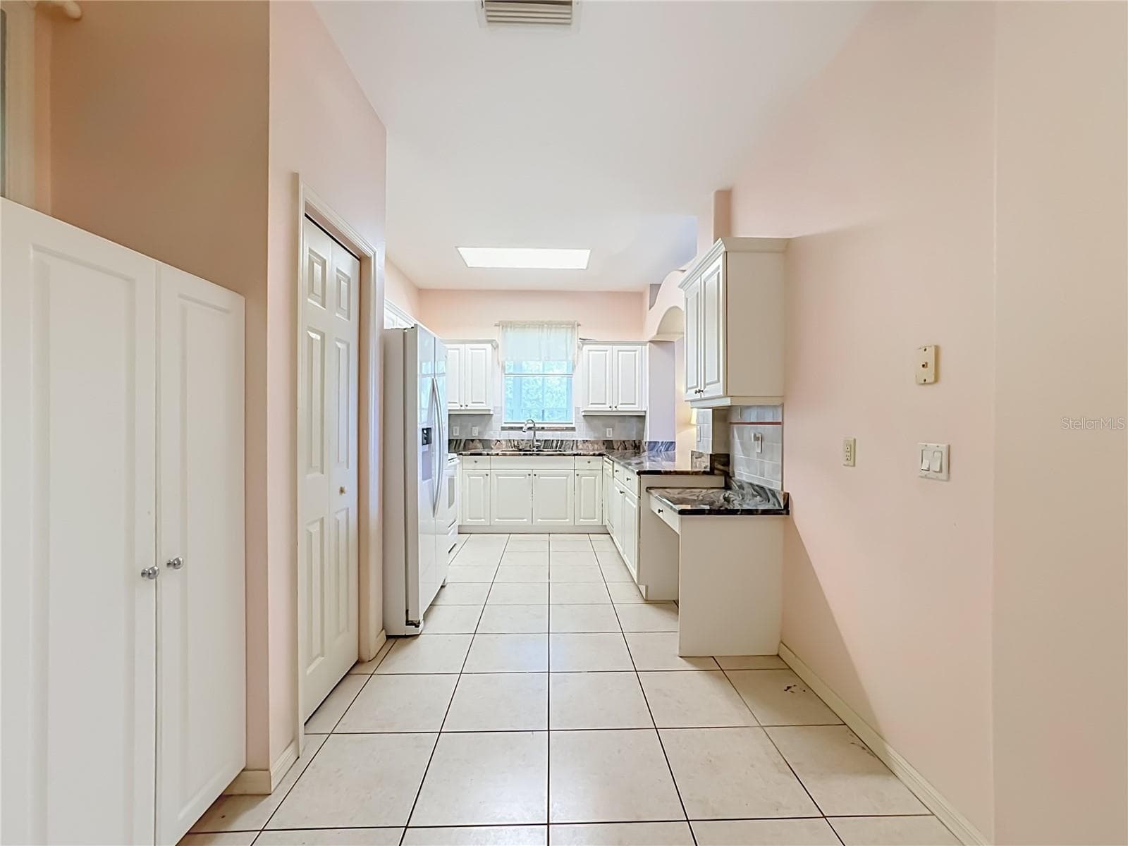 6108 LAUREL CREEK TRAIL — photo 15 of 44