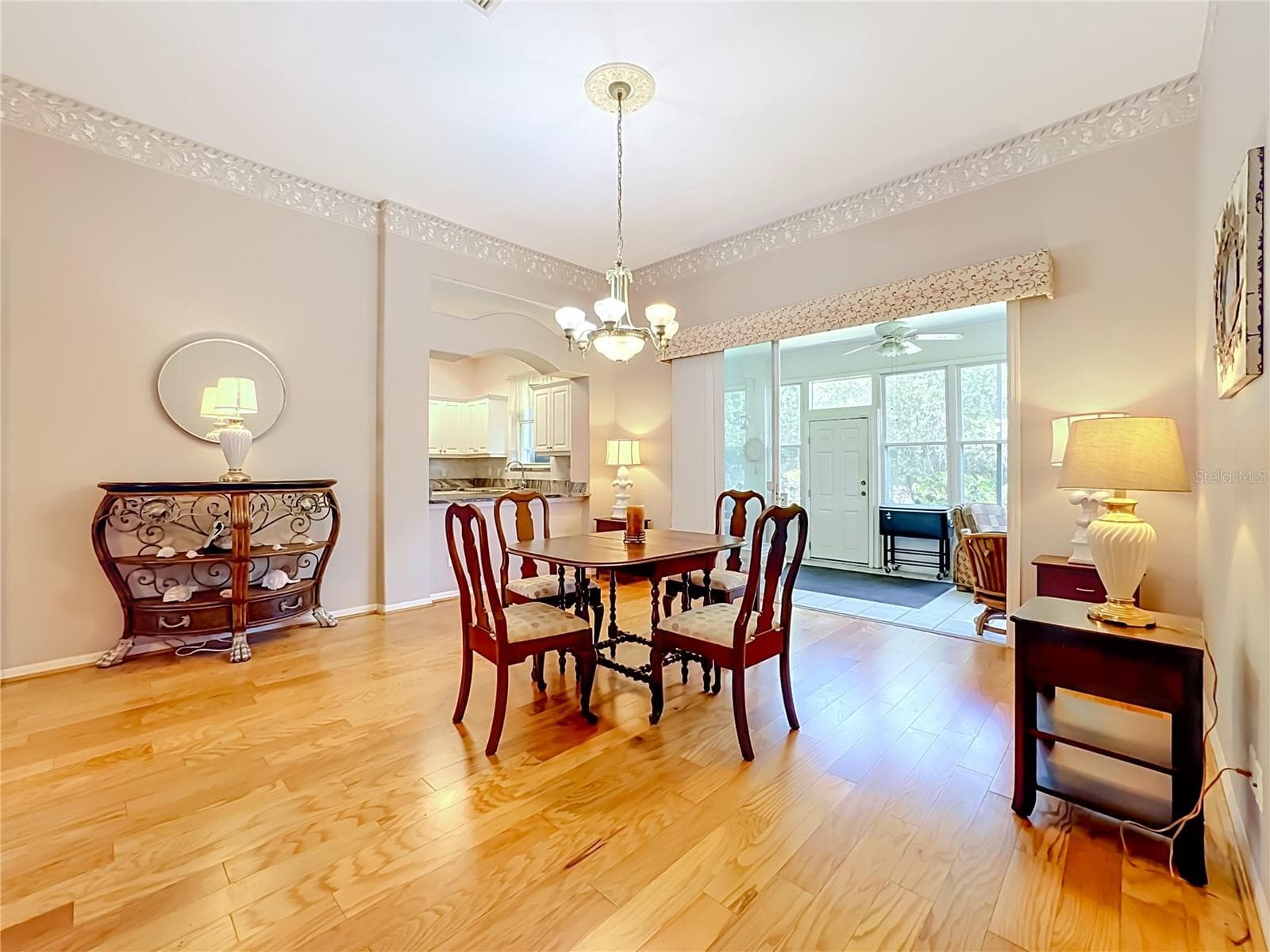 6108 LAUREL CREEK TRAIL — photo 9 of 44