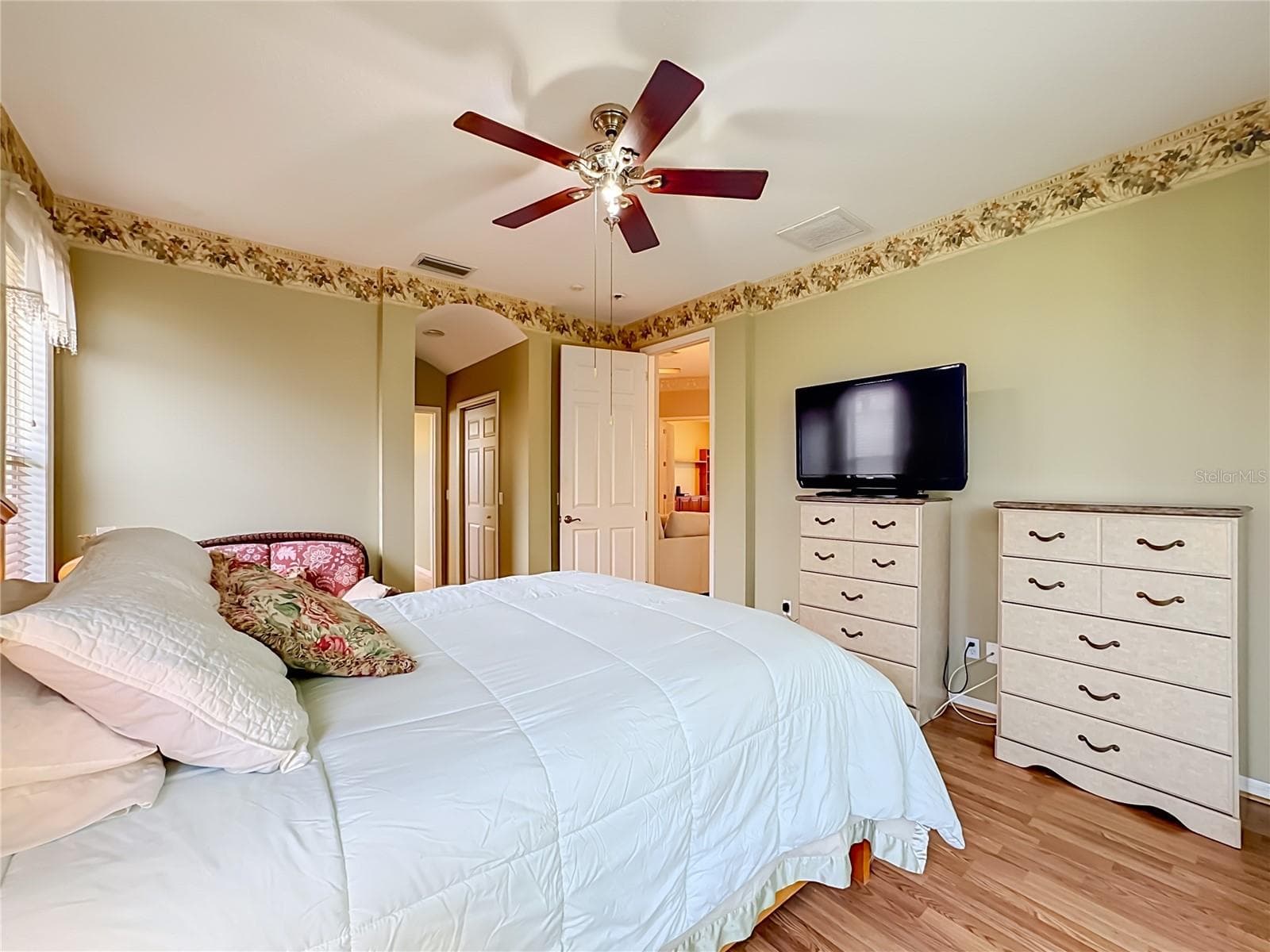 6108 LAUREL CREEK TRAIL — photo 22 of 44