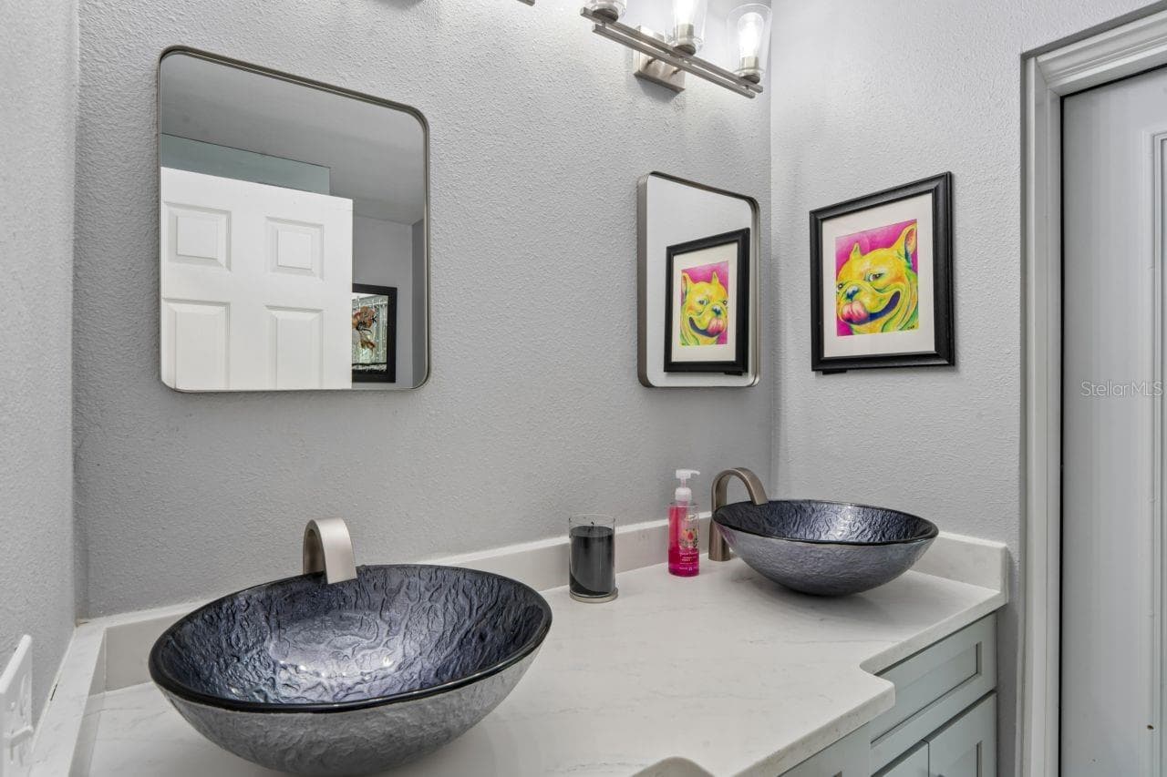 6245 WARREN AVE — photo 40 of 78