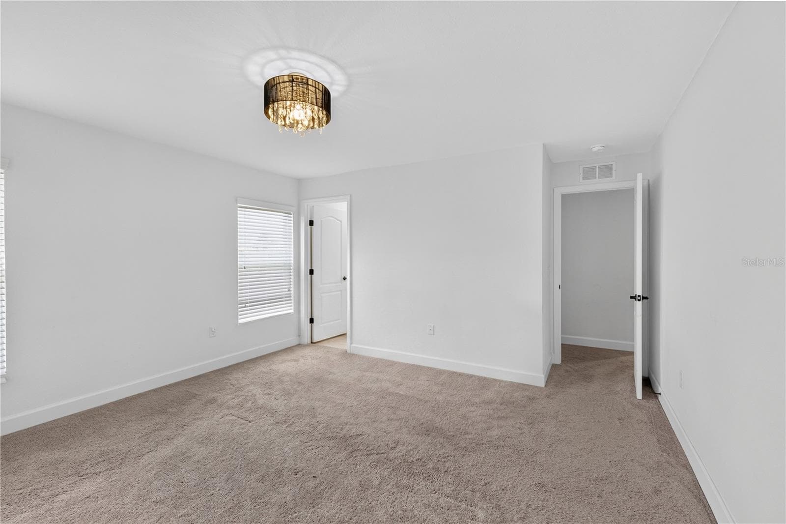 5236 SUE DRIVE — photo 27 of 41
