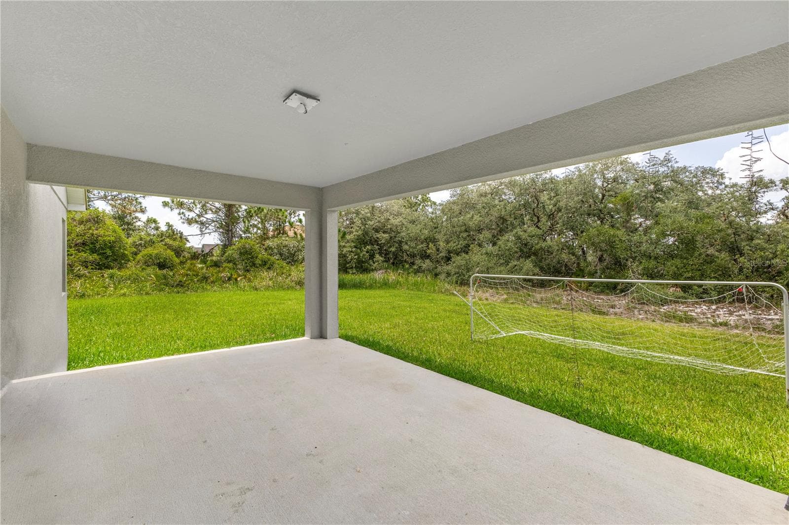 5236 SUE DRIVE — photo 10 of 41