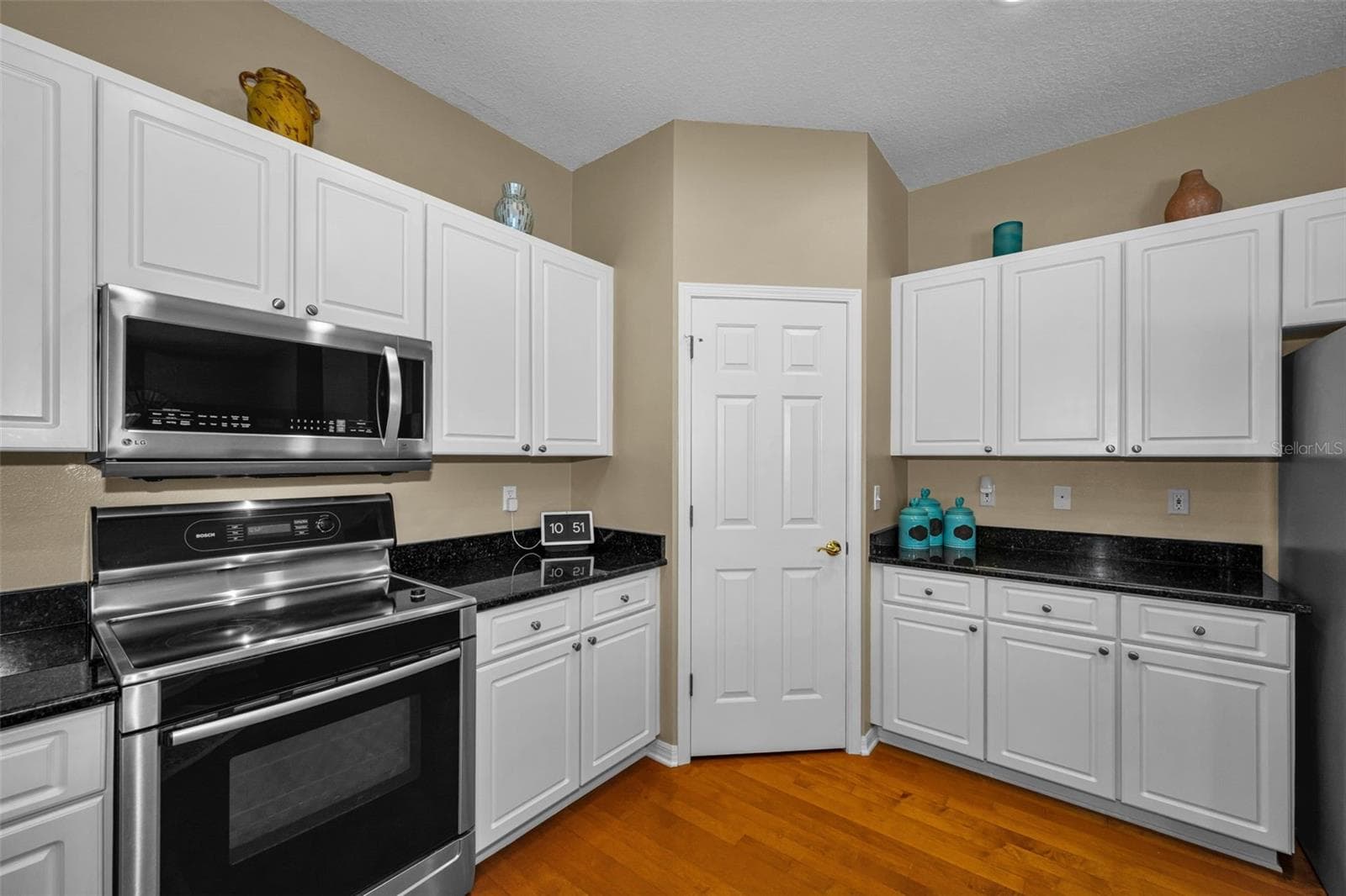 22441 PANTHER RUN COURT — photo 18 of 57