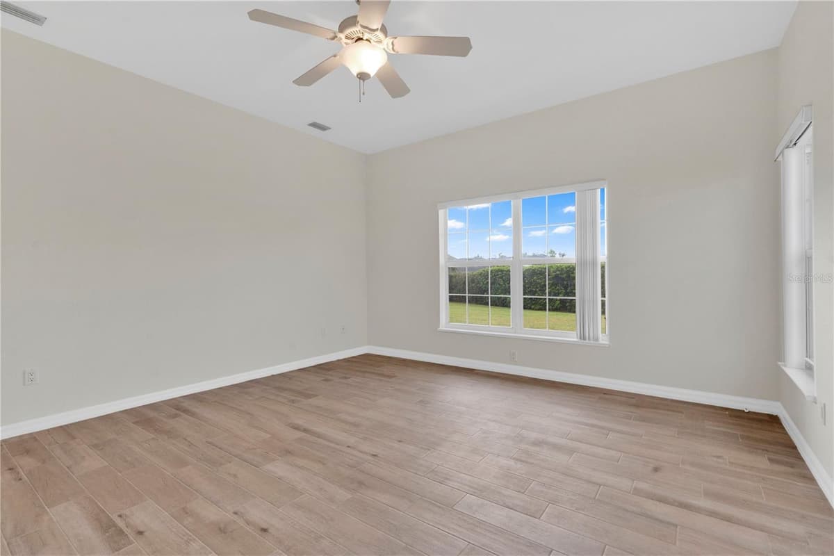 117 ROSEWOOD DRIVE — photo 23 of 40