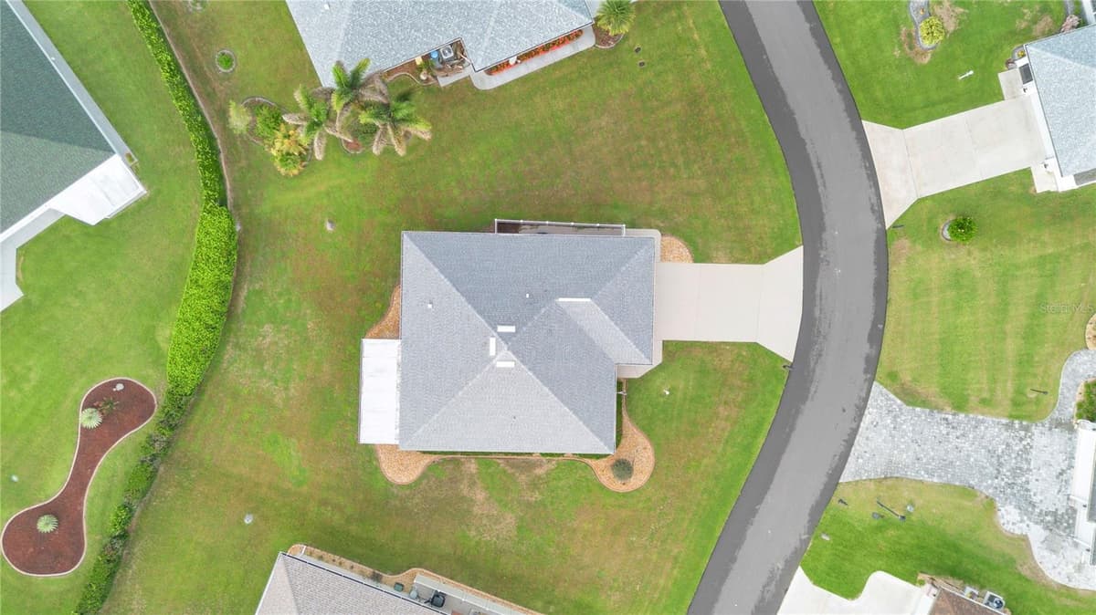 117 ROSEWOOD DRIVE — photo 4 of 40