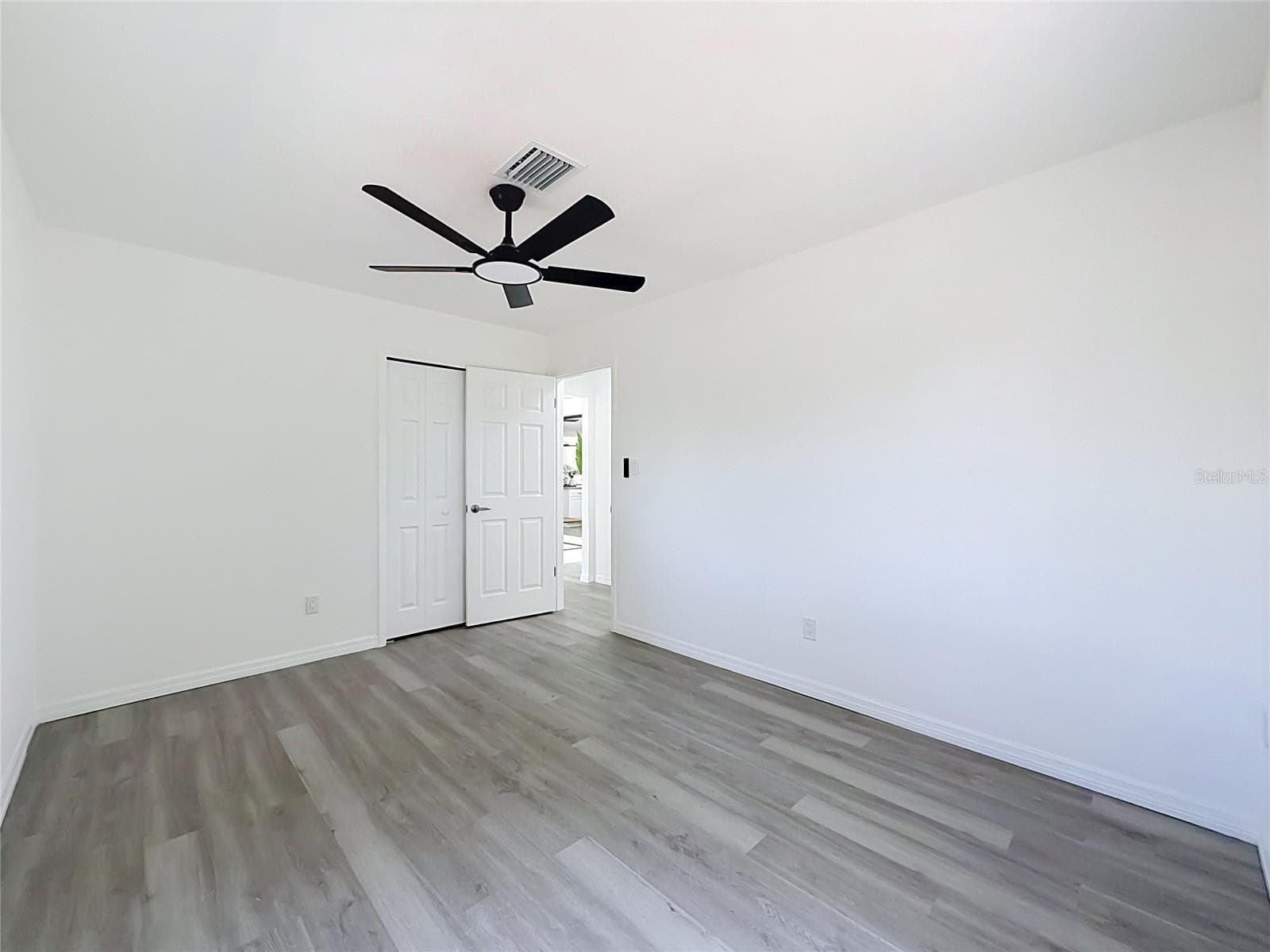 7134 WRENWOOD WAY — photo 23 of 24
