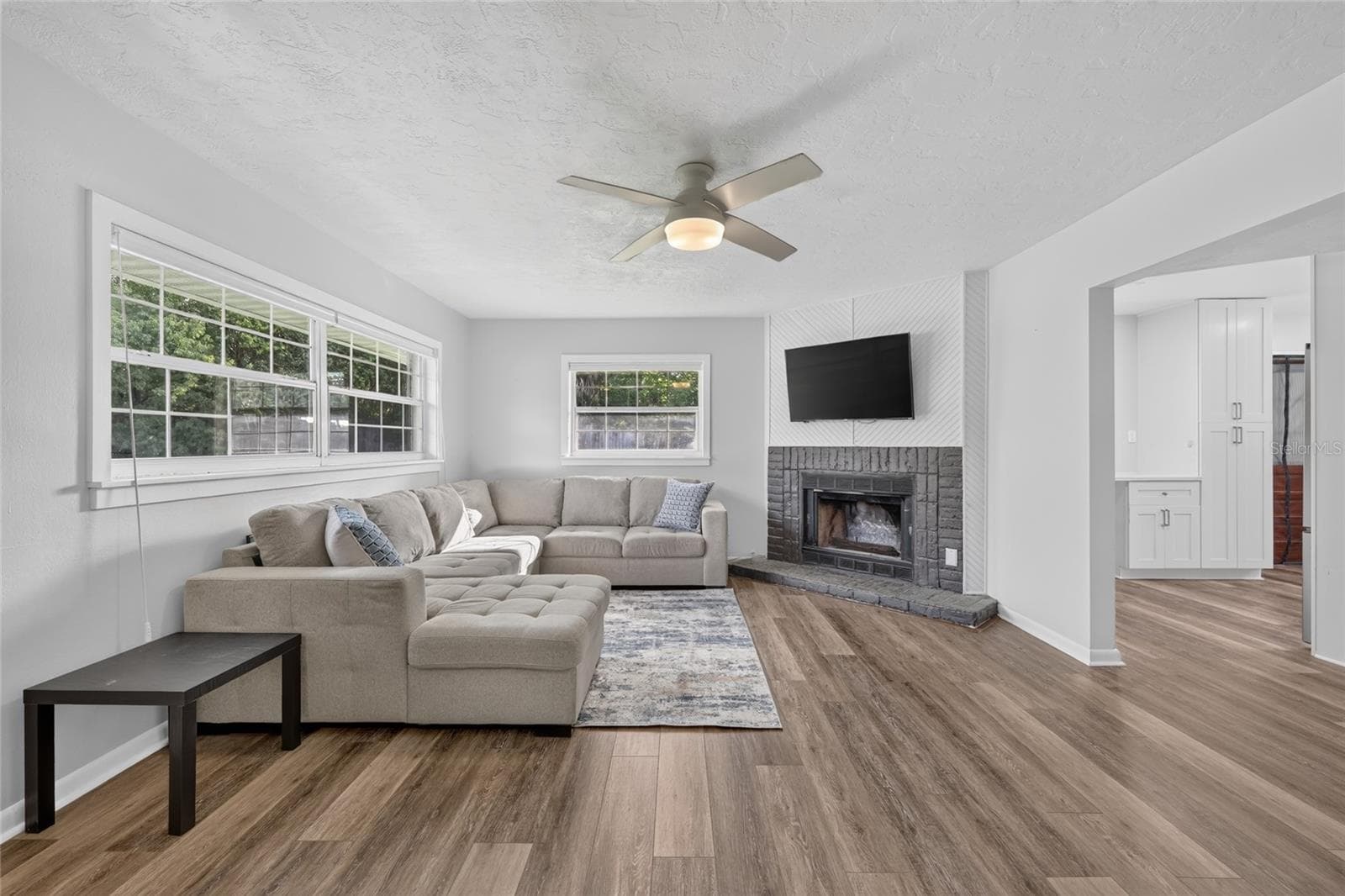 3408 13TH PLACE — photo 12 of 44
