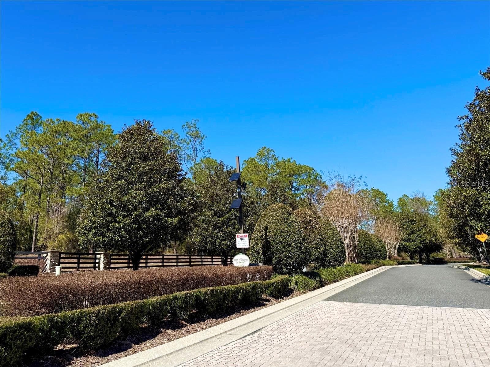 35135 PINEGATE TRAIL — photo 3 of 28