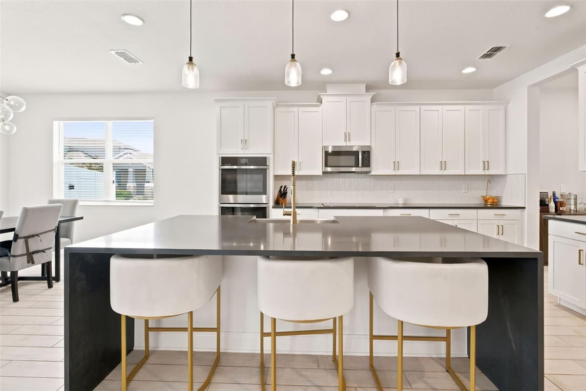 700 ALBYON COURT — photo 14 of 57
