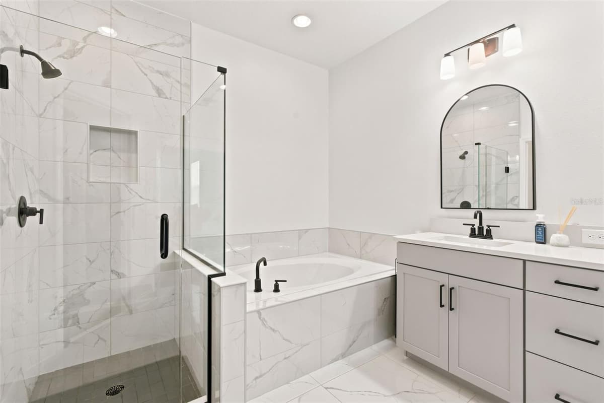 700 ALBYON COURT — photo 41 of 57
