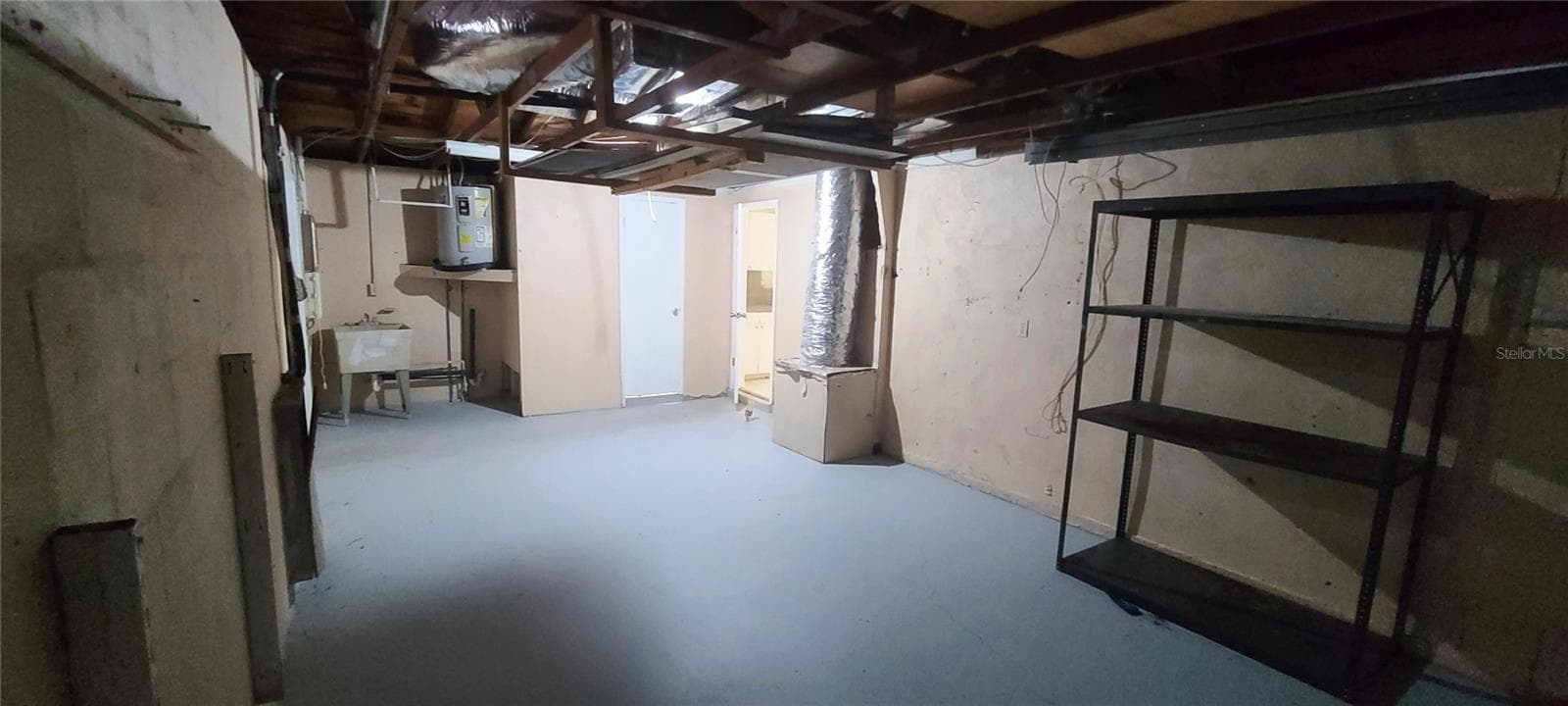 5305 HAWK DRIVE — photo 6 of 13