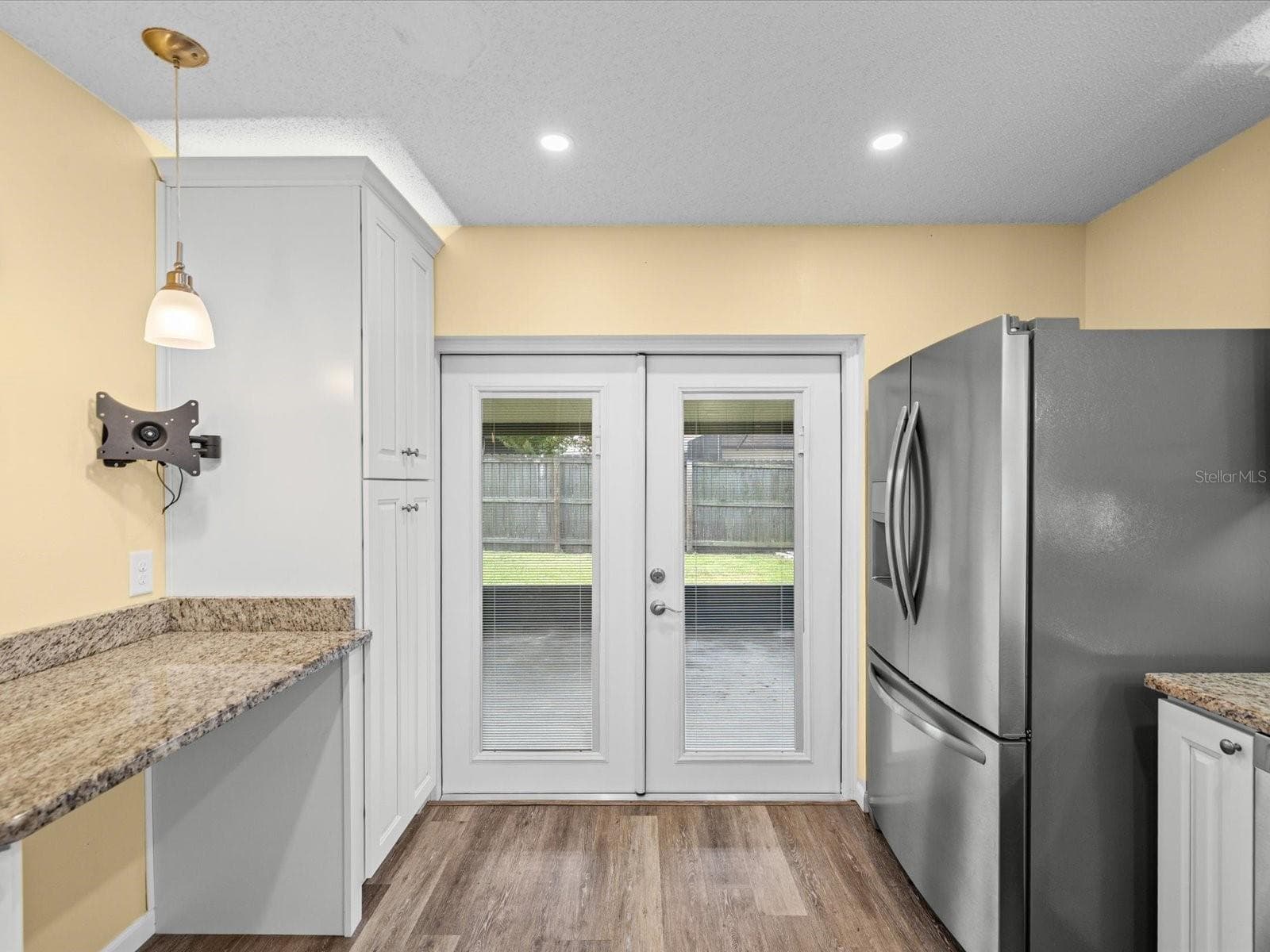 1105 TUXFORD DRIVE — photo 24 of 40