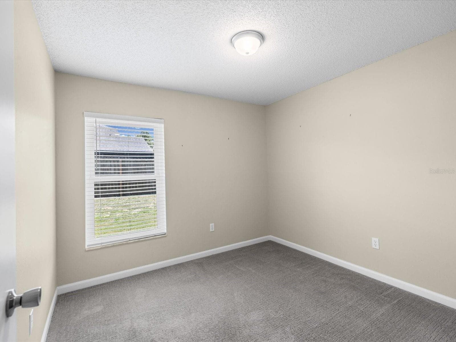 1105 TUXFORD DRIVE — photo 19 of 40