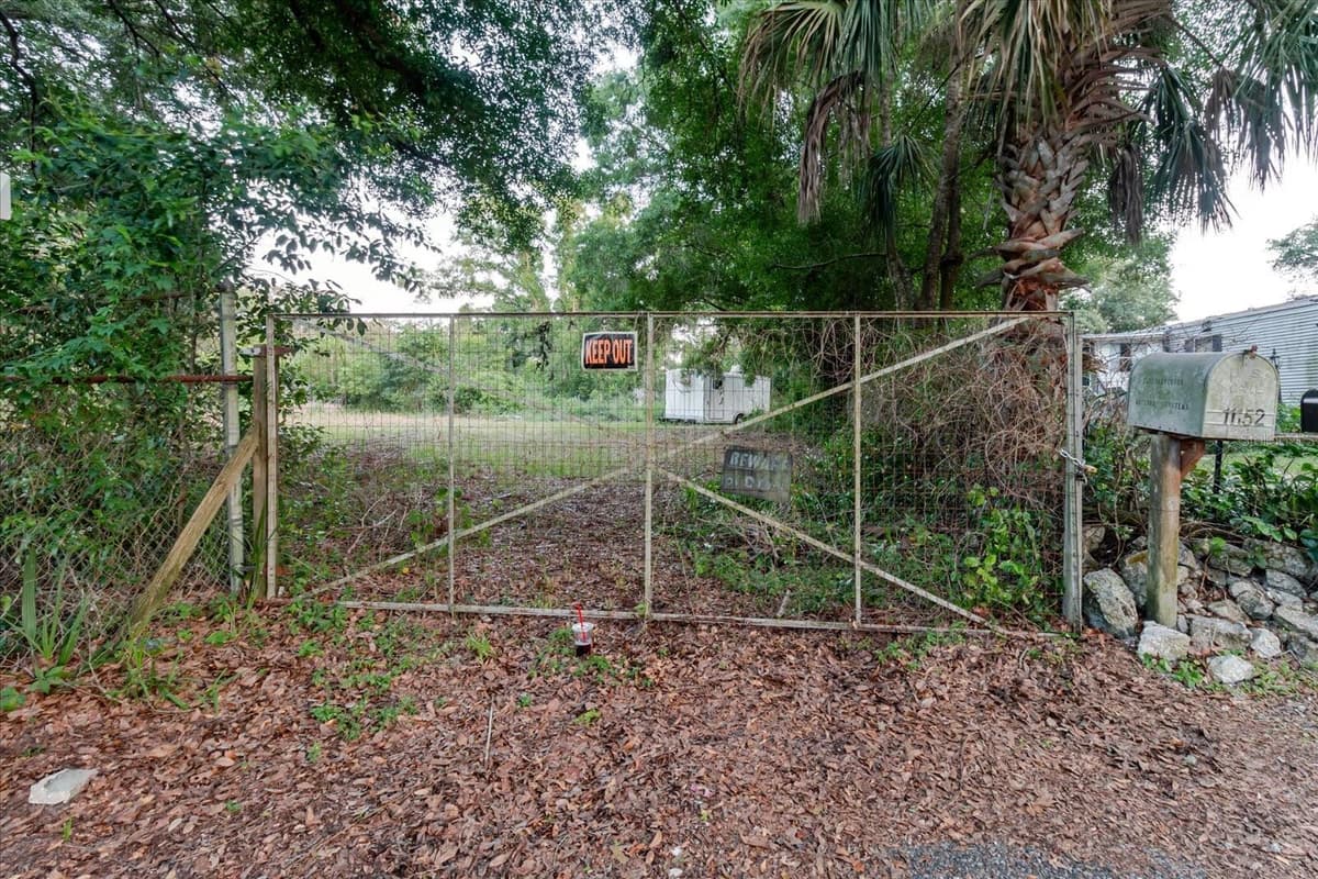 11152 GALAXY LANE — photo 58 of 75
