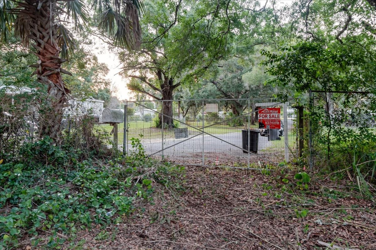 11152 GALAXY LANE — photo 30 of 75