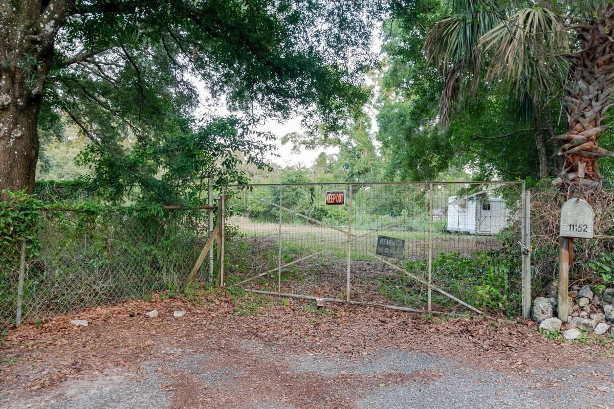11152 GALAXY LANE — photo 29 of 75