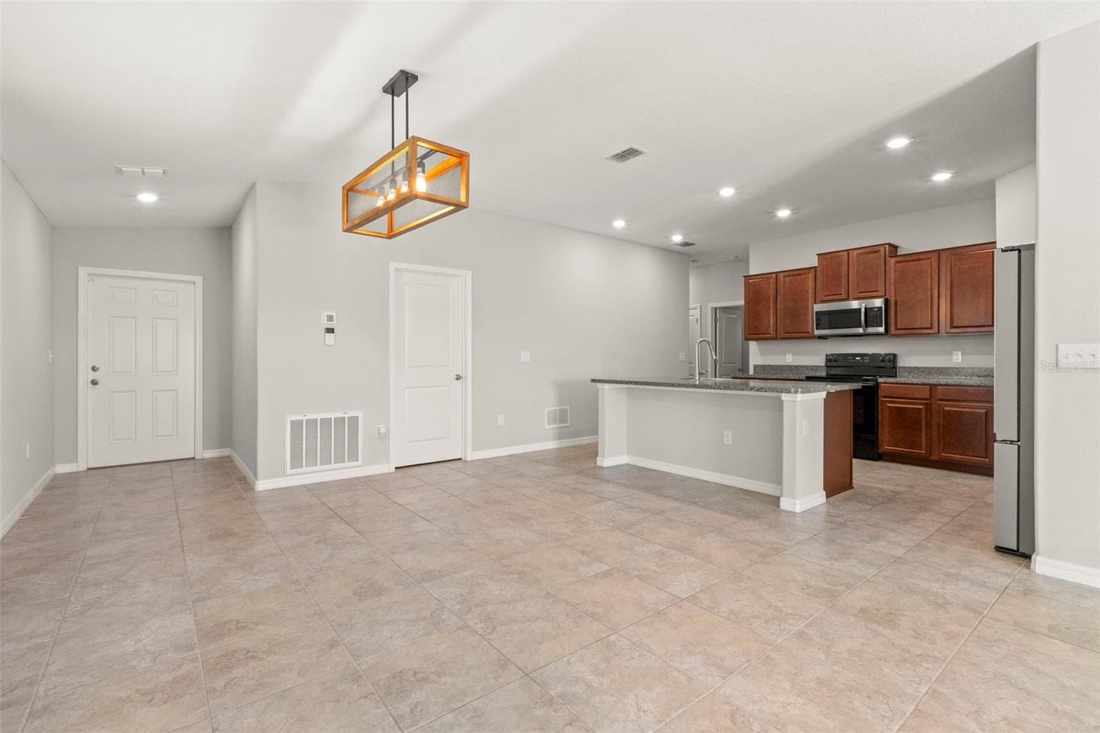 10515 CARLOWAY HILLS DRIVE — photo 7 of 68
