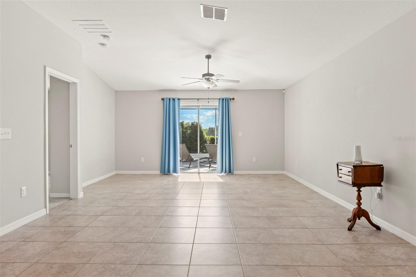 10515 CARLOWAY HILLS DRIVE — photo 17 of 68