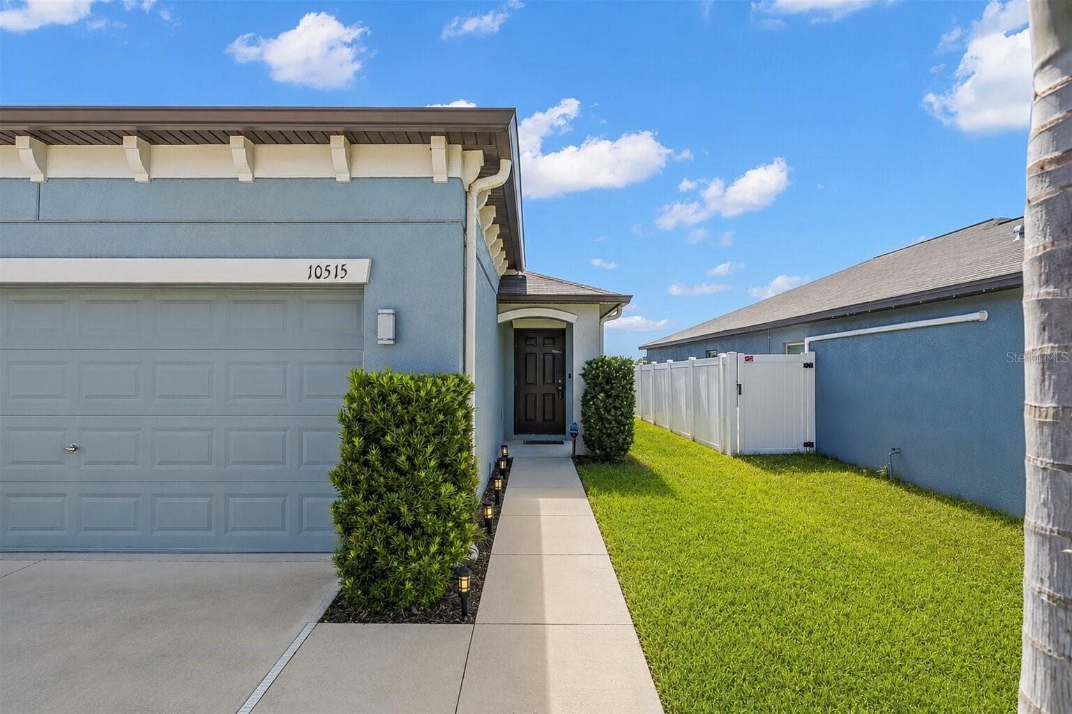 10515 CARLOWAY HILLS DRIVE — photo 5 of 68