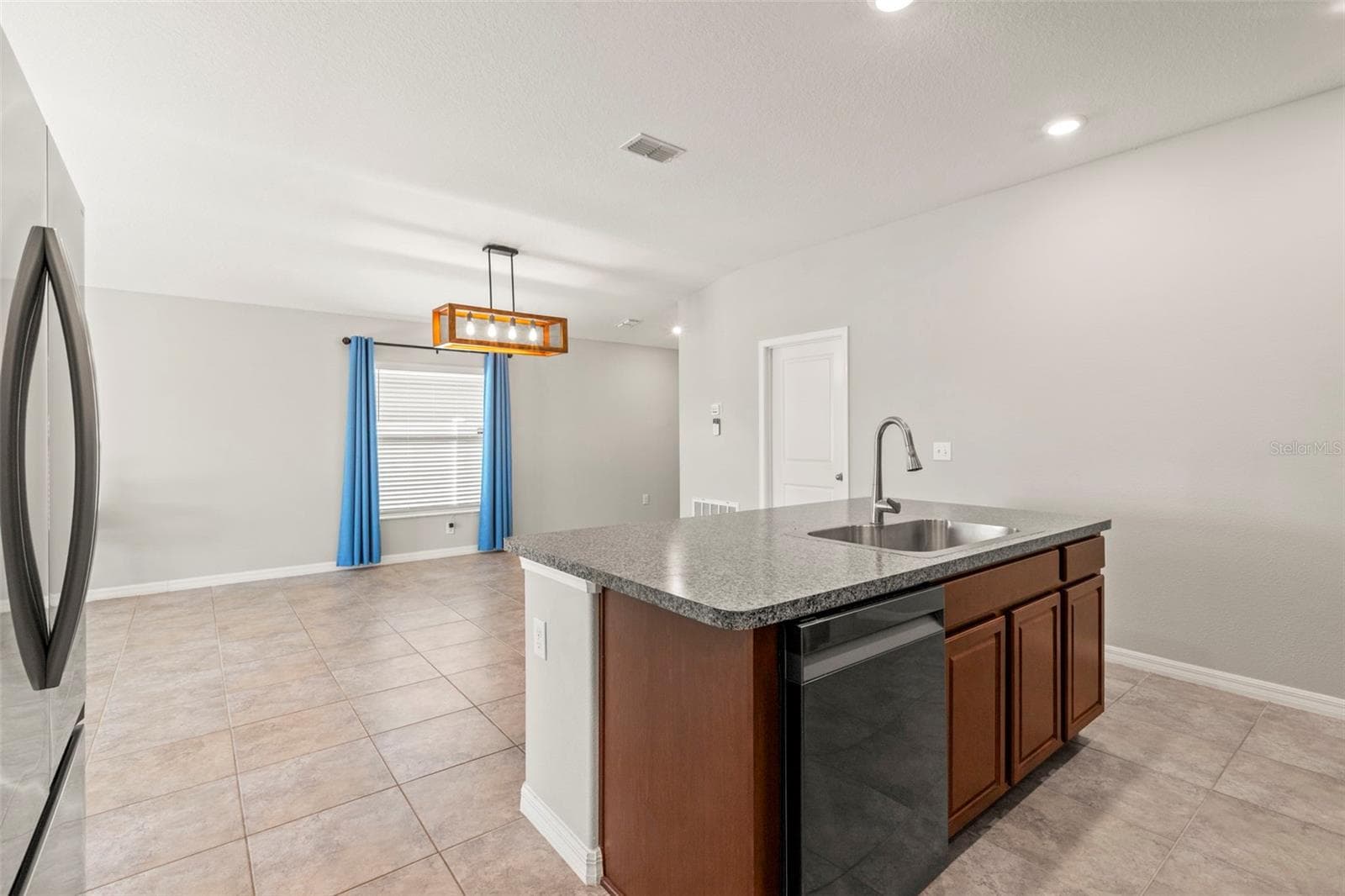 10515 CARLOWAY HILLS DRIVE — photo 15 of 68