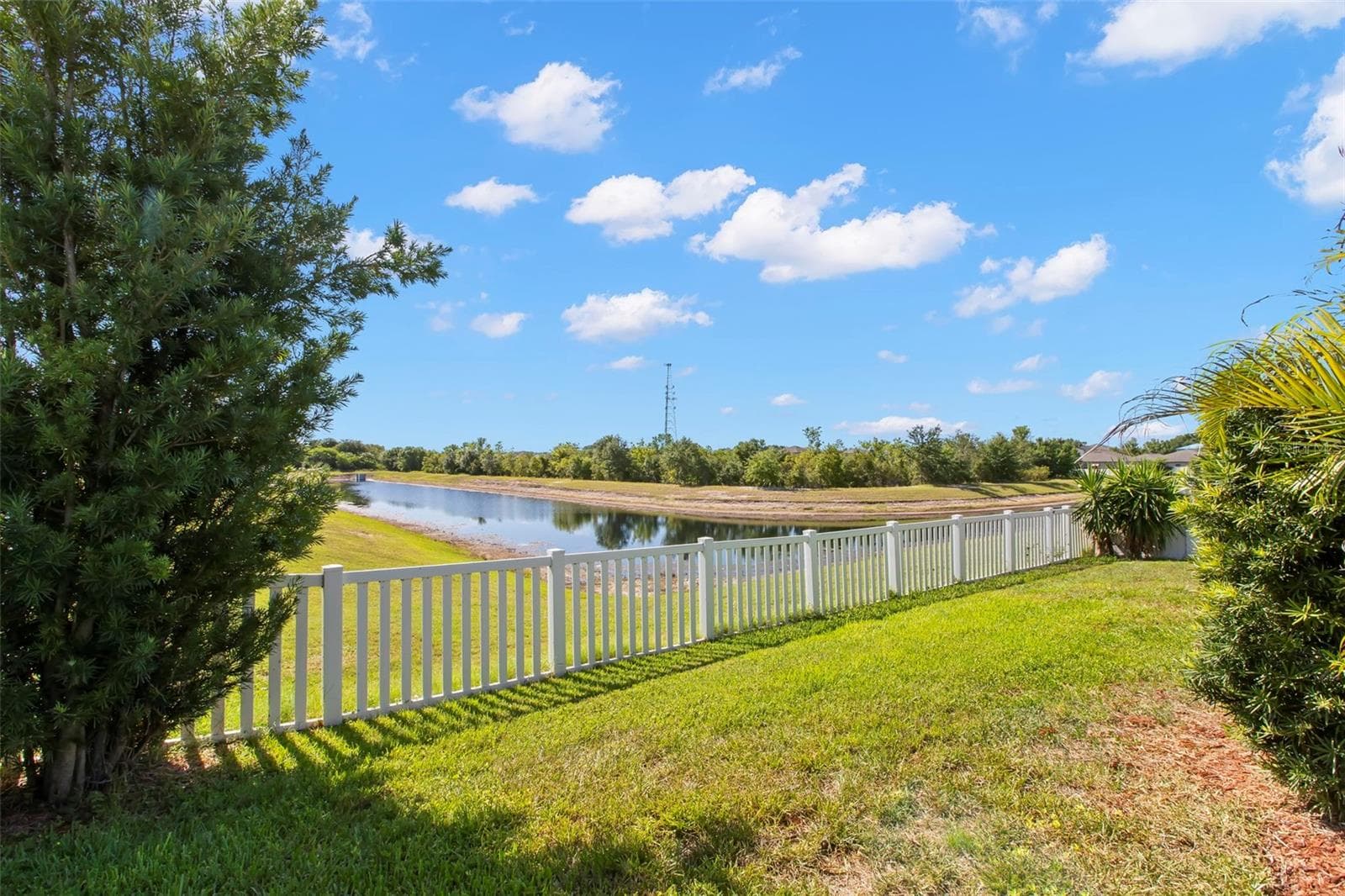 10515 CARLOWAY HILLS DRIVE — photo 23 of 68