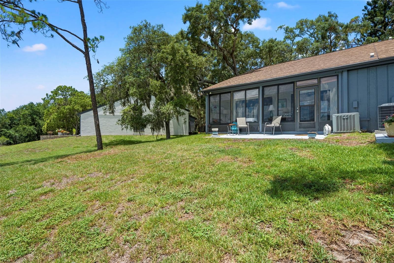 6410 NATURE PRESERVE LANE — photo 36 of 61