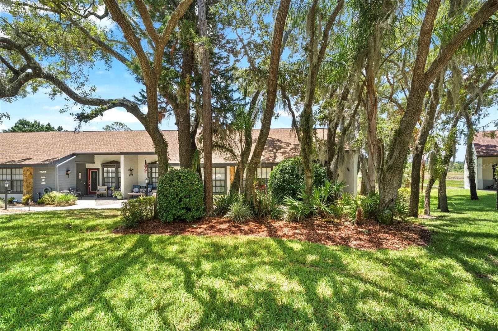 6410 NATURE PRESERVE LANE — photo 3 of 61