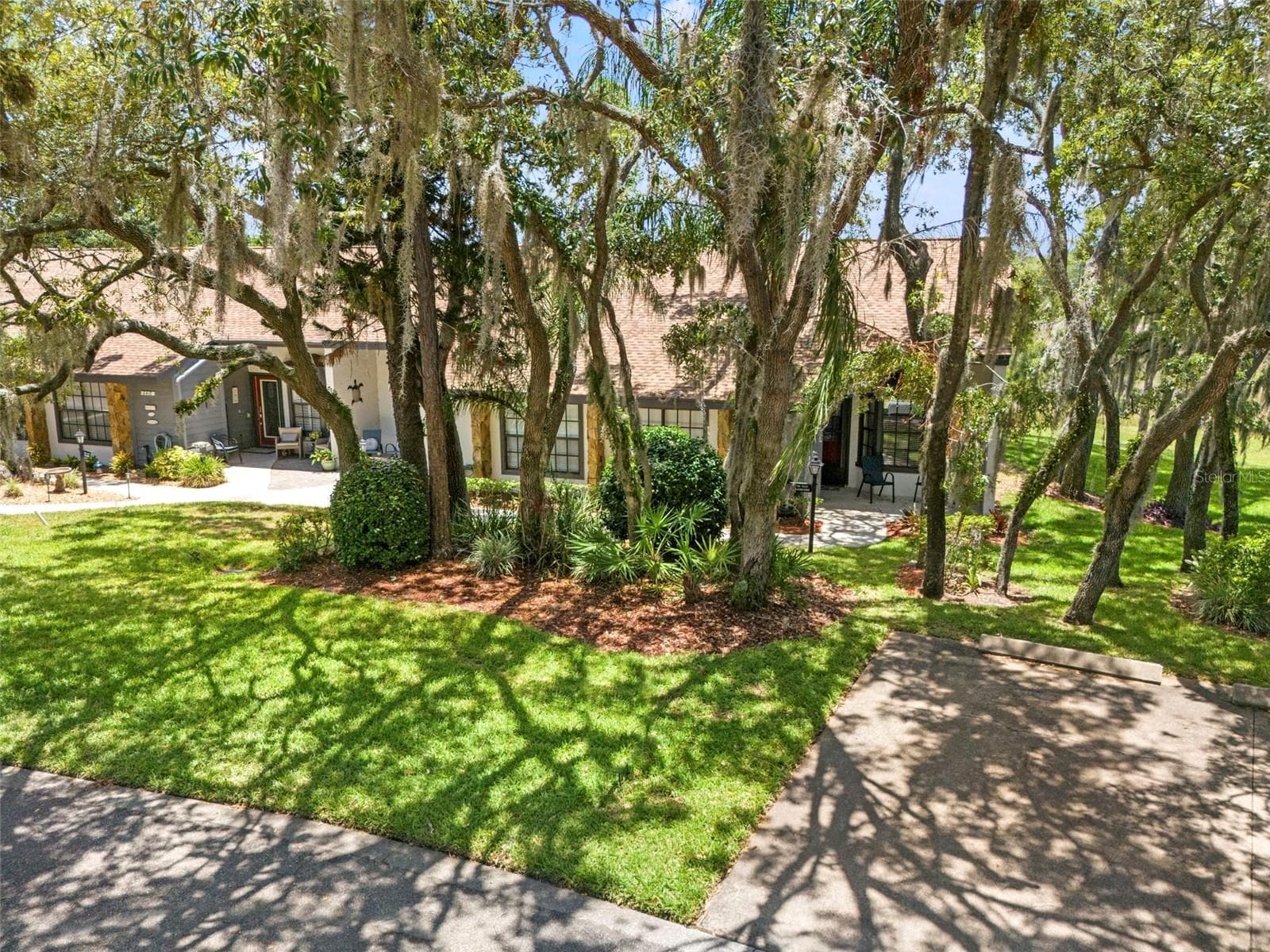 6410 NATURE PRESERVE LANE — photo 7 of 61
