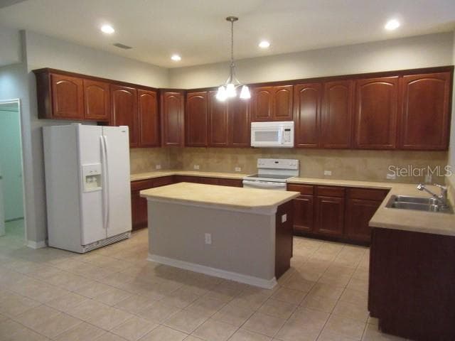 7015 CARDINALWOOD LANE — photo 8 of 24