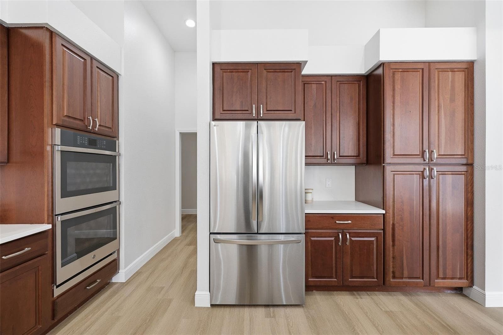 18126 EMERALD BAY STREET — photo 15 of 37