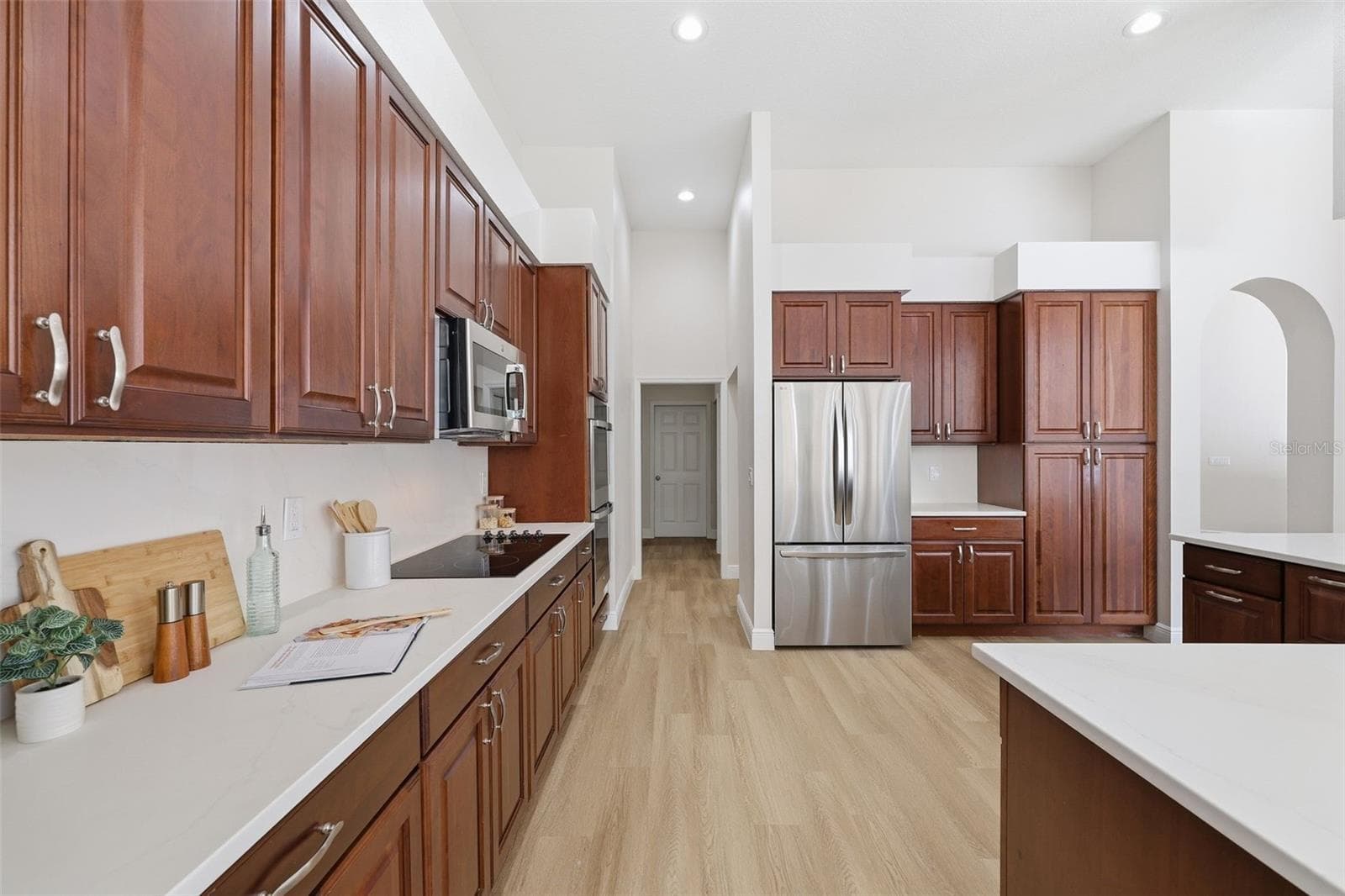 18126 EMERALD BAY STREET — photo 12 of 37