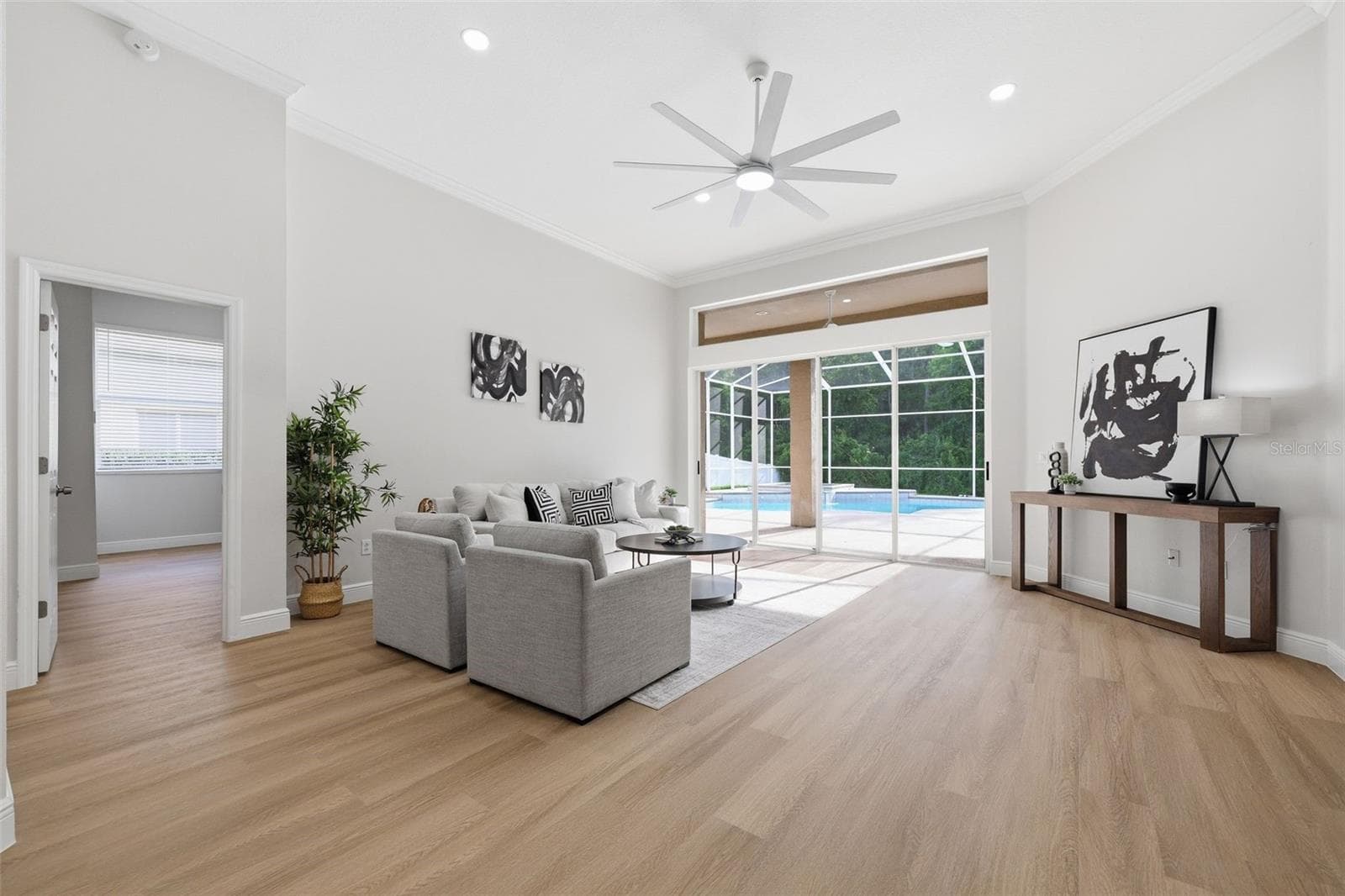 18126 EMERALD BAY STREET — photo 5 of 37