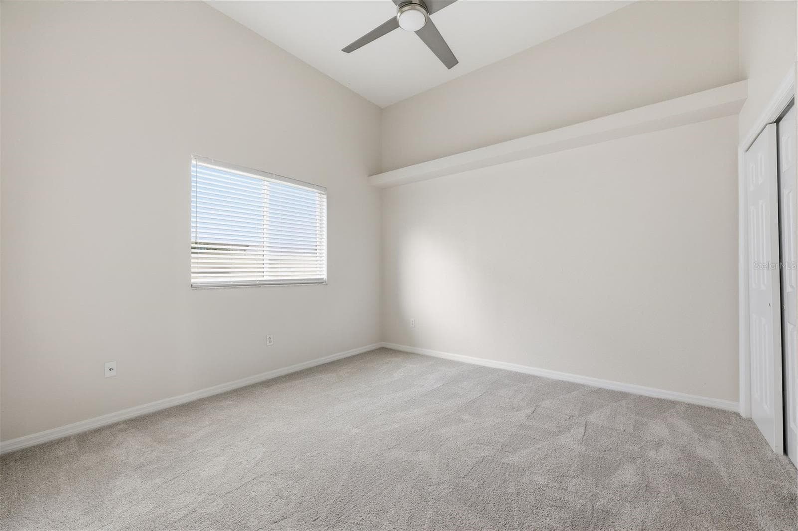 18126 EMERALD BAY STREET — photo 32 of 37