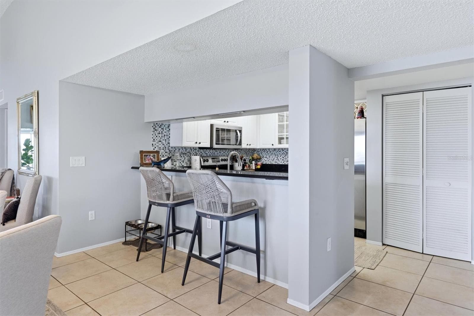 1103 EDGEWATER CIRCLE — photo 11 of 87