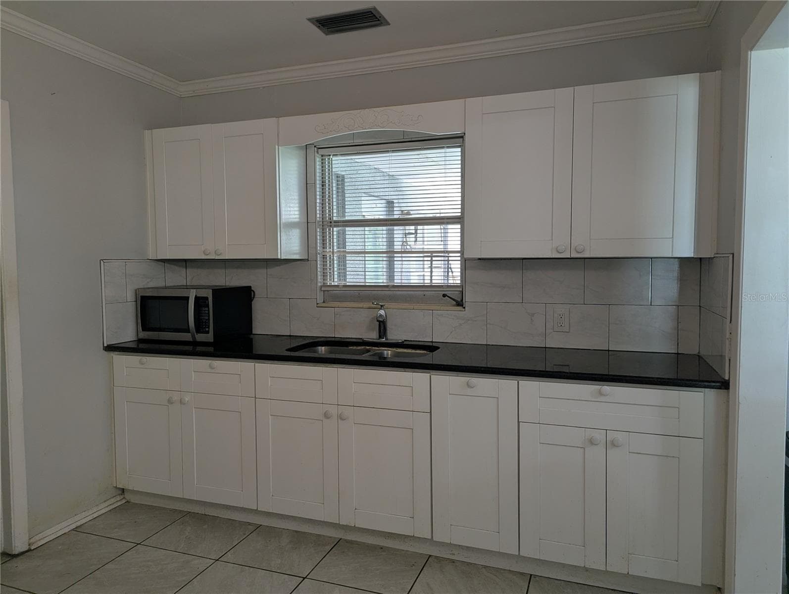 7633 CRESCENT LOOP — photo 14 of 31