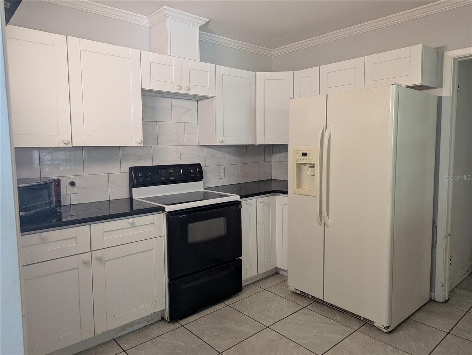 7633 CRESCENT LOOP — photo 13 of 31