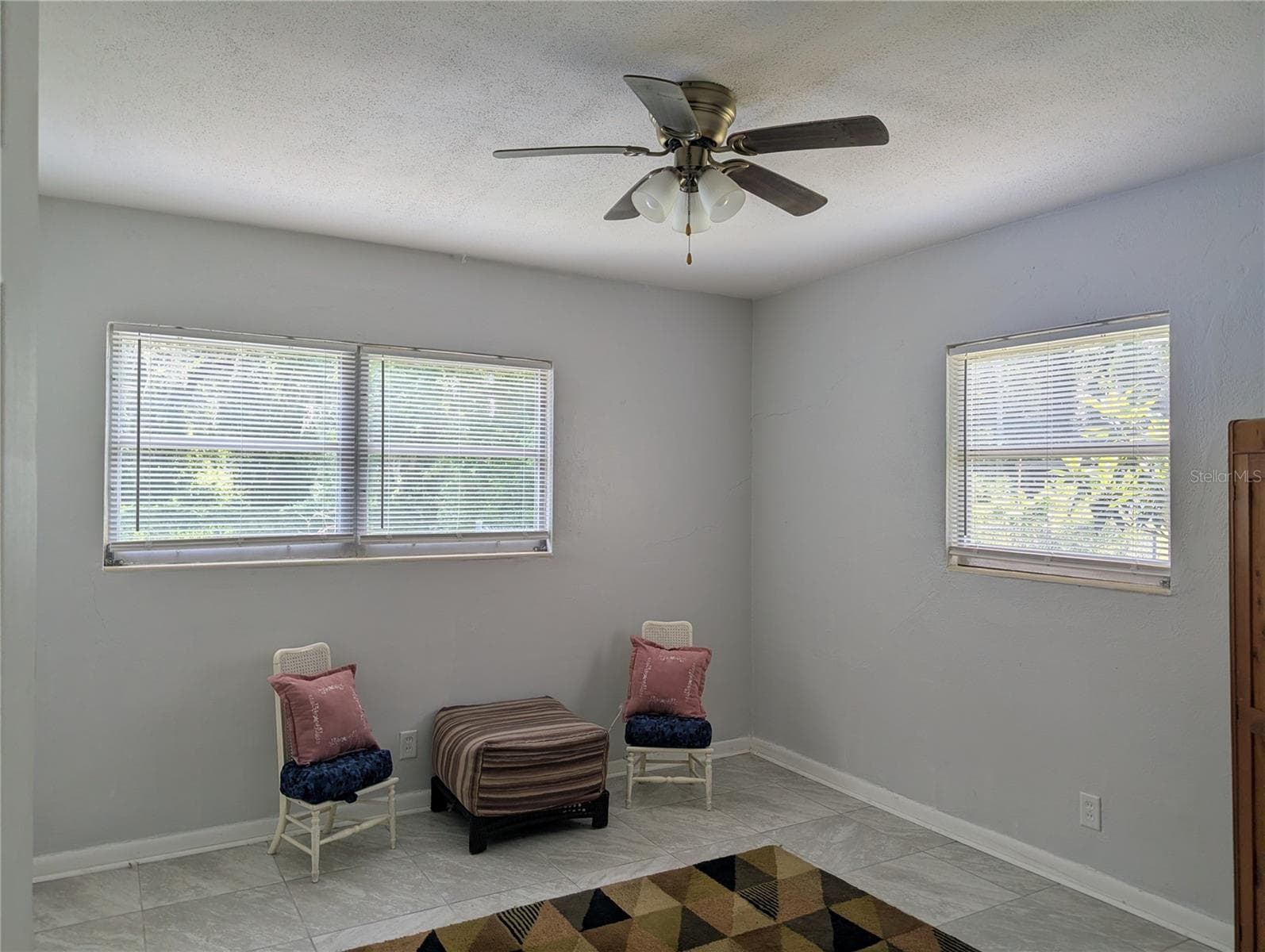 7633 CRESCENT LOOP — photo 9 of 31
