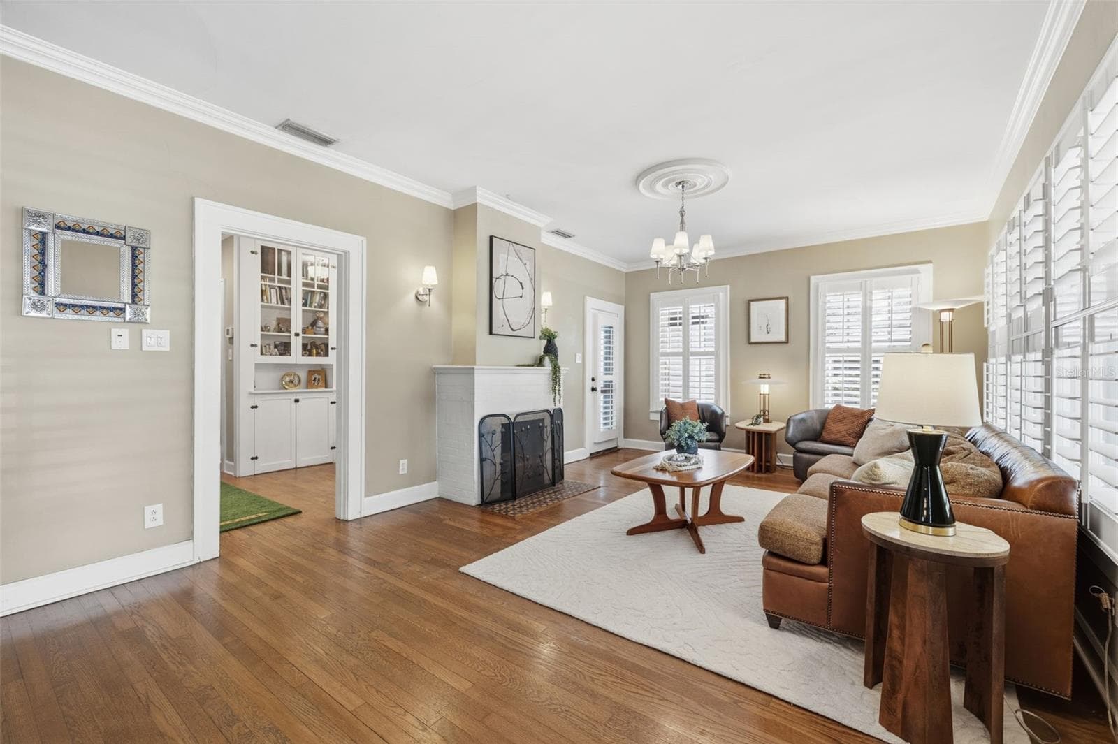 912 FREMONT AVENUE — photo 15 of 59