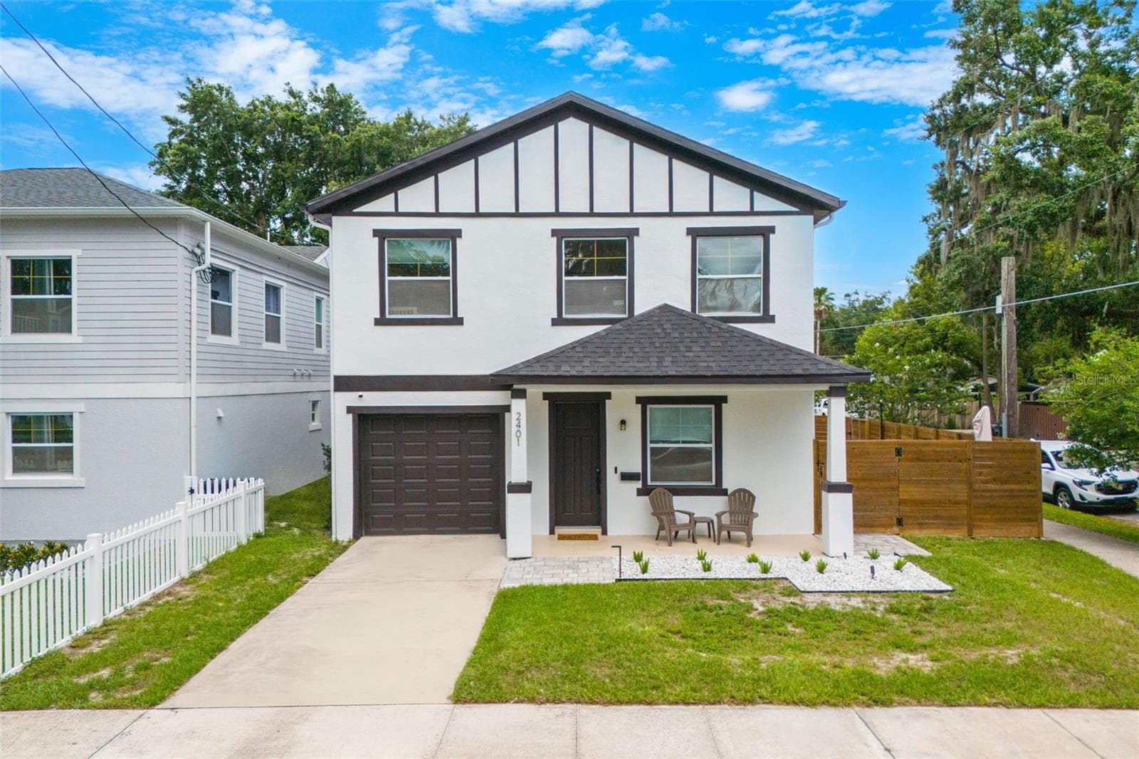 2401 AMHERST AVENUE — photo 1 of 31