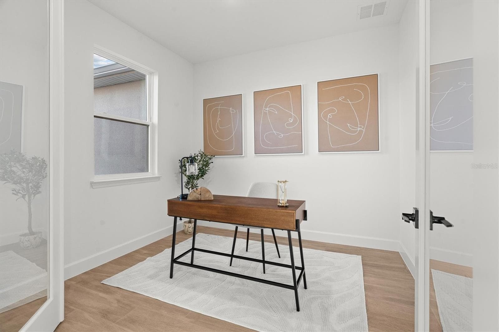 4509 DALLAS BOULEVARD — photo 5 of 31