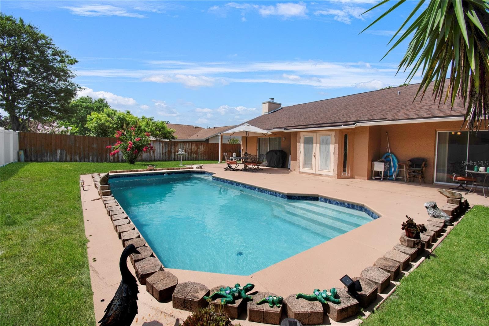 8628 GRANADA BOULEVARD — photo 18 of 54