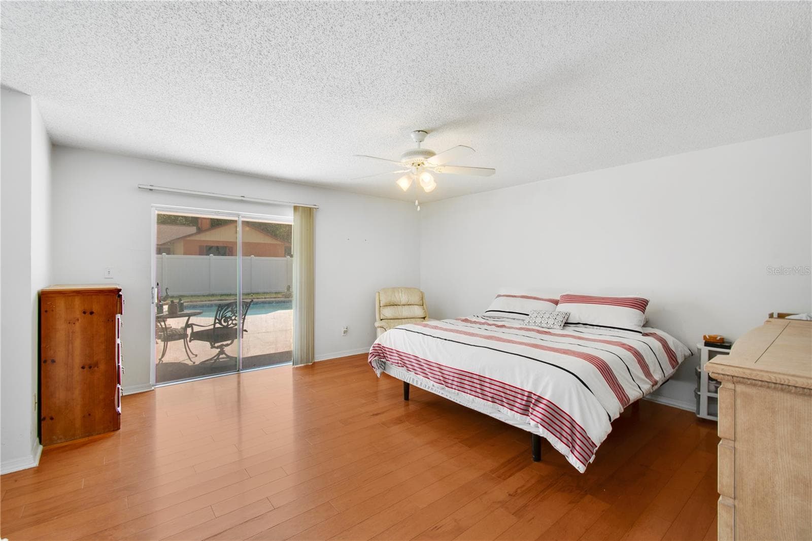 8628 GRANADA BOULEVARD — photo 25 of 54