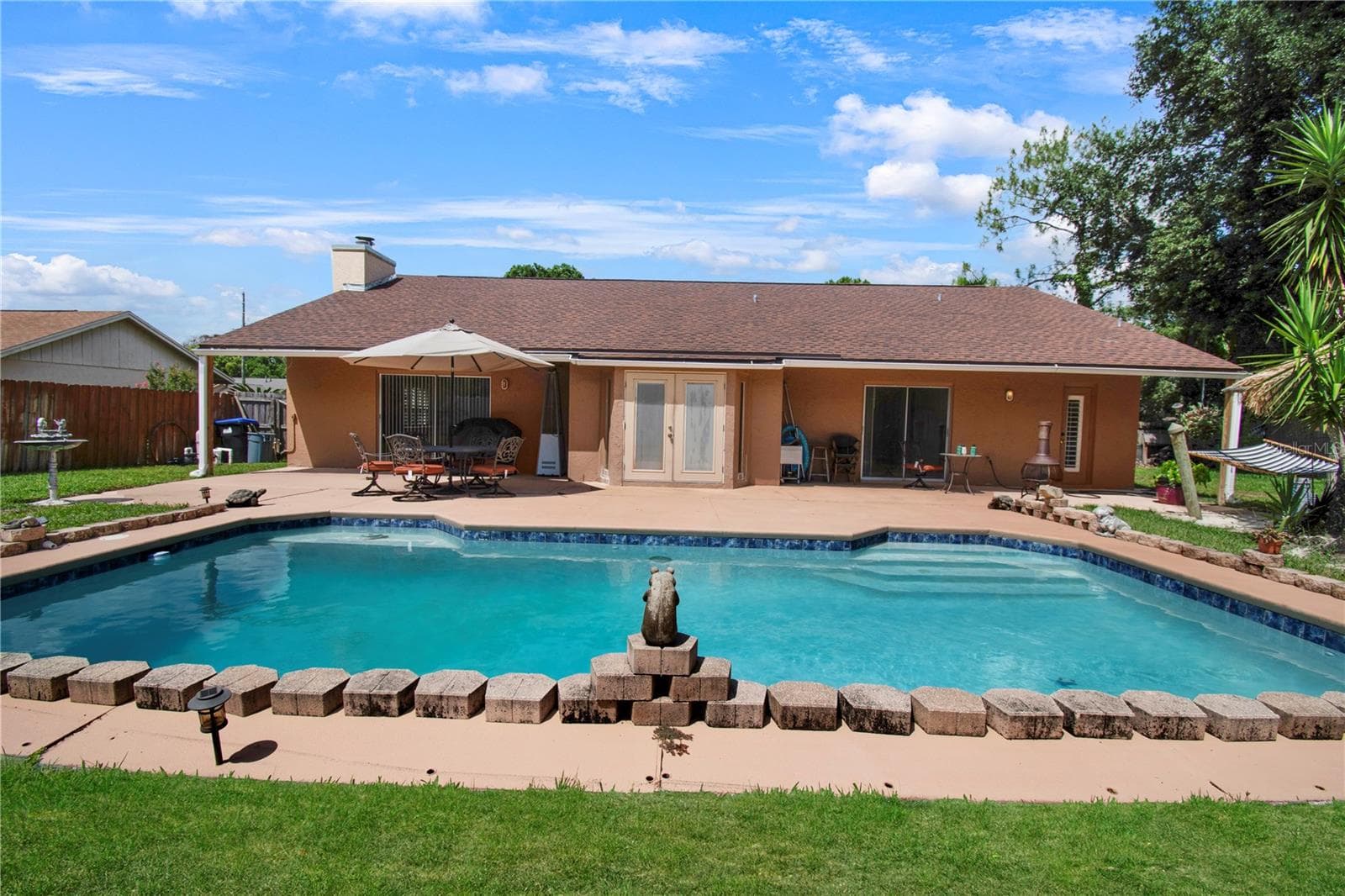 8628 GRANADA BOULEVARD — photo 17 of 54
