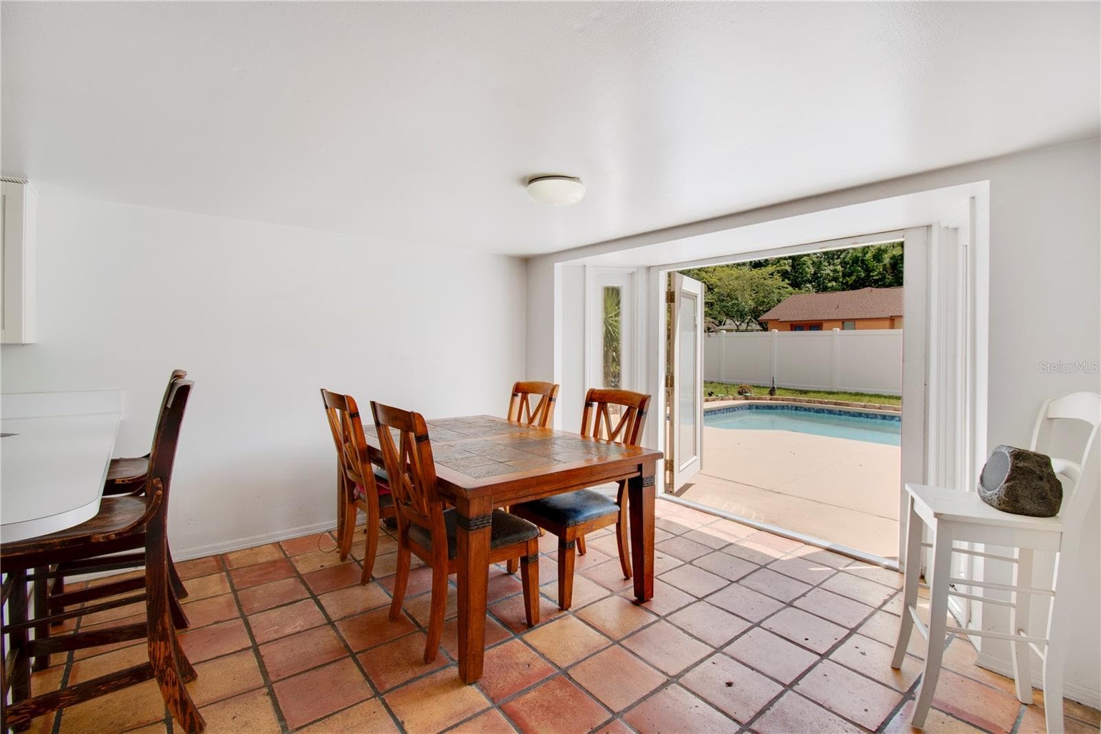 8628 GRANADA BOULEVARD — photo 13 of 54