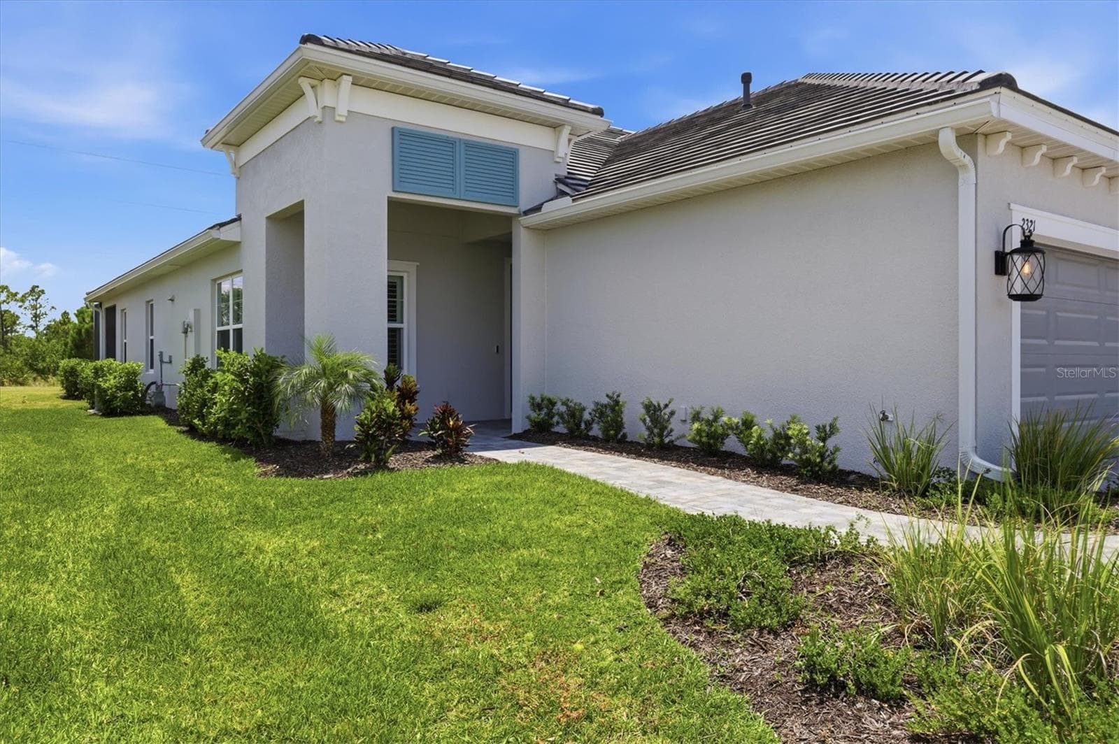 2321 BLUE MAHOE LANE — photo 4 of 51