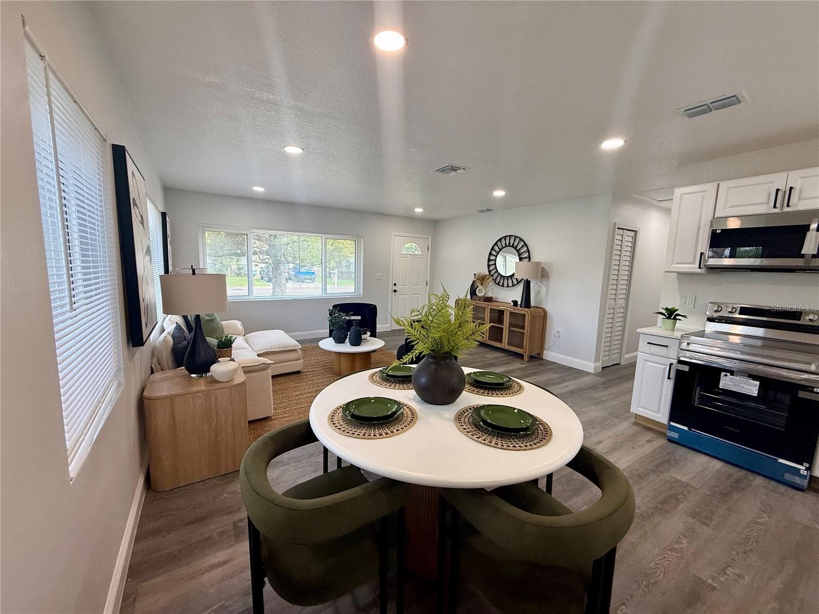 825 CHURCH AVE — photo 12 of 28