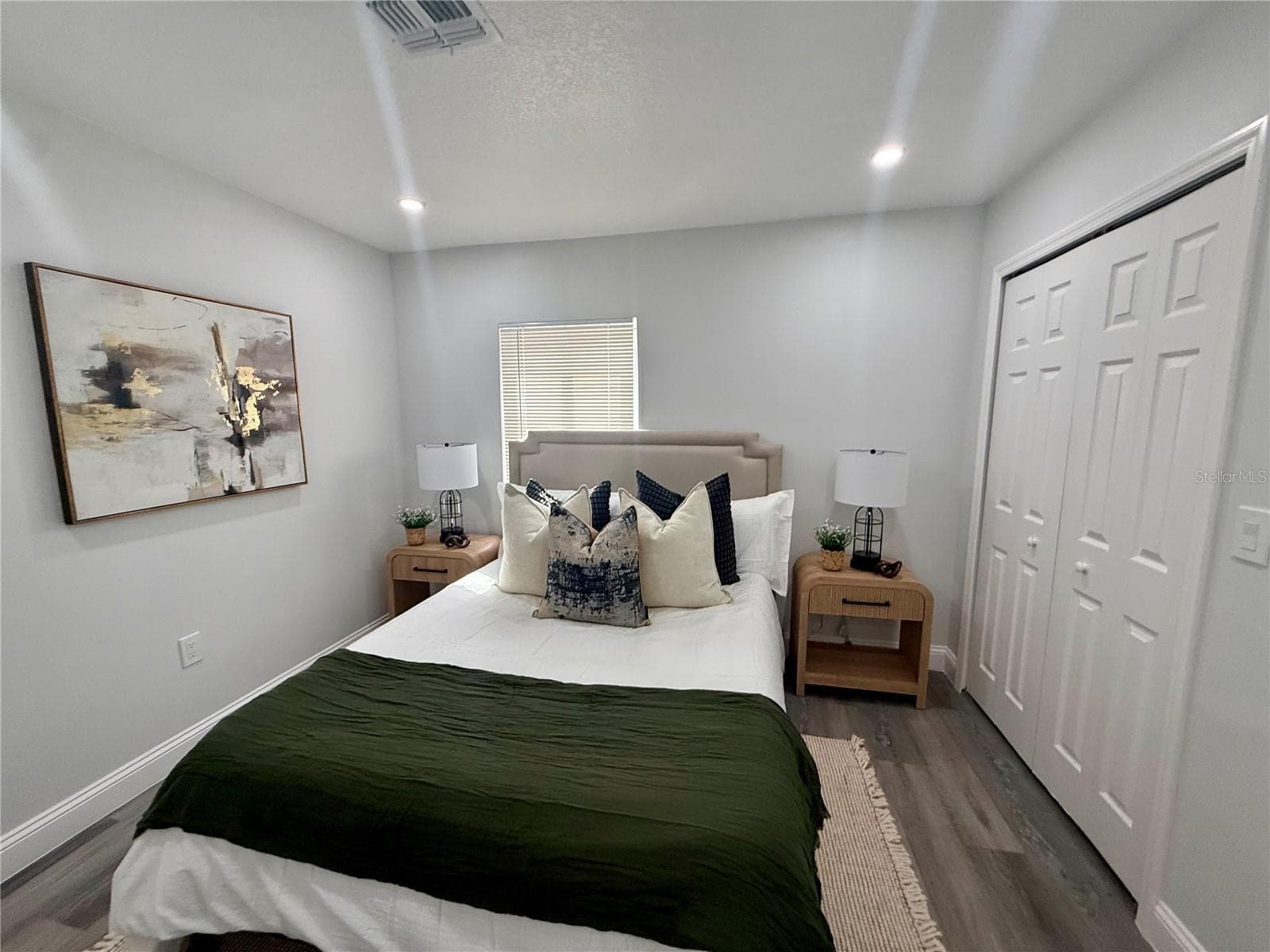 825 CHURCH AVE — photo 18 of 28