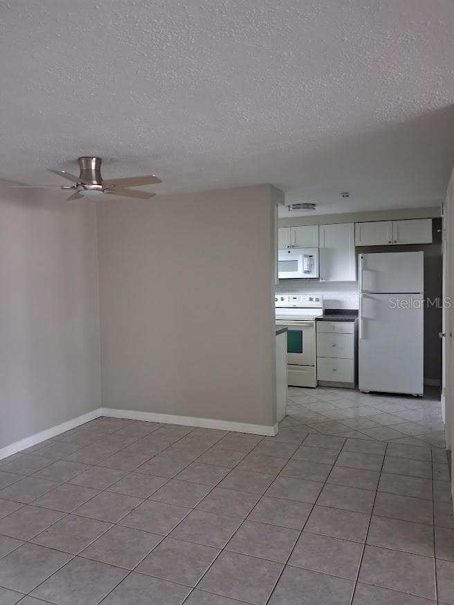 4926 COLONNADE AVENUE — photo 5 of 25