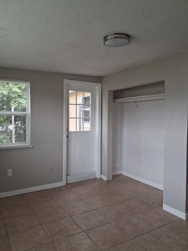 4926 COLONNADE AVENUE — photo 19 of 25